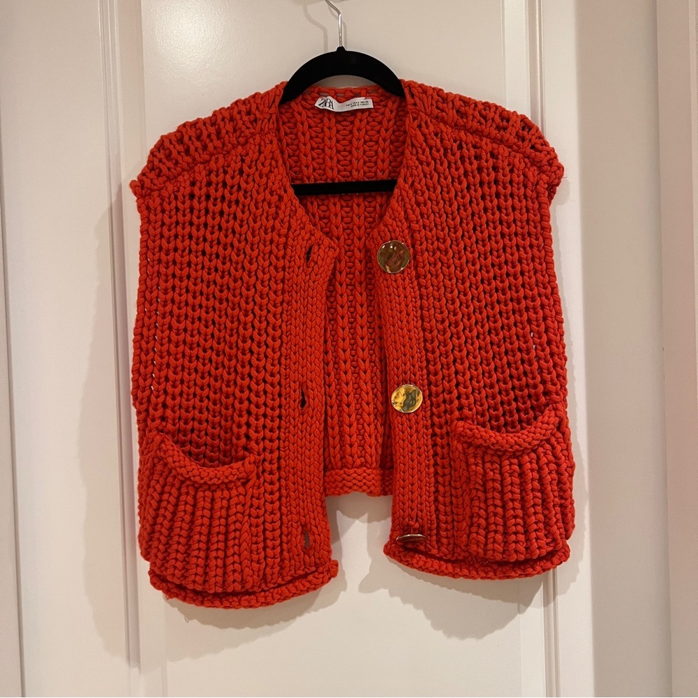 Zara Chunky Knit Sweater Vest